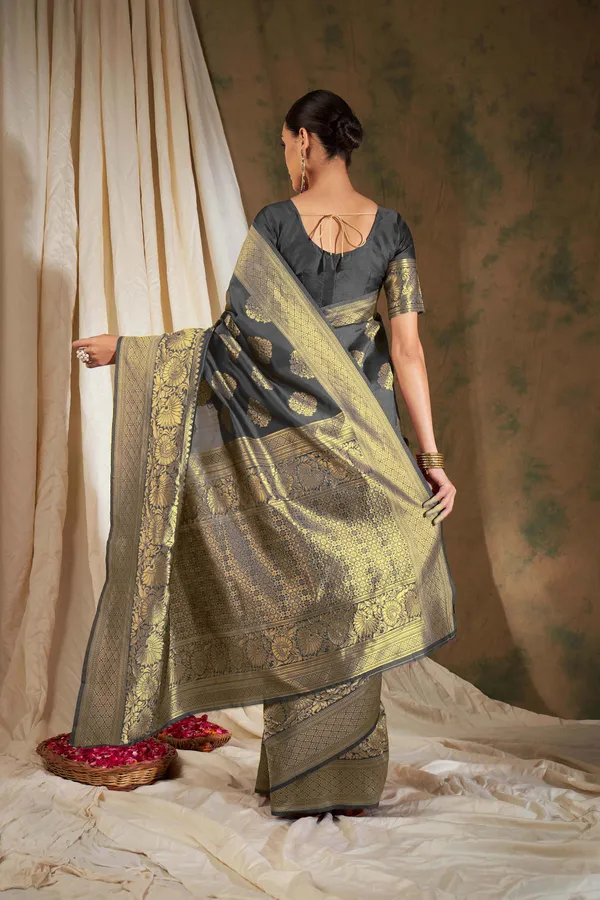 Grey_Art_Silk_Woven_Banarasi_Saree_With_Unstitched_Blouse_For_Women