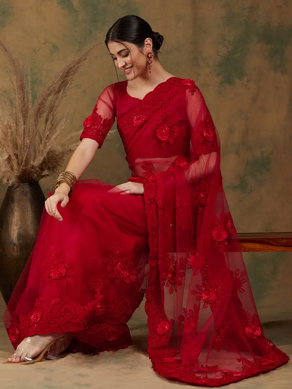 Red_Supernet_Embroidered_Banarasi_Saree_With_Unstitched_Blouse_For_Women