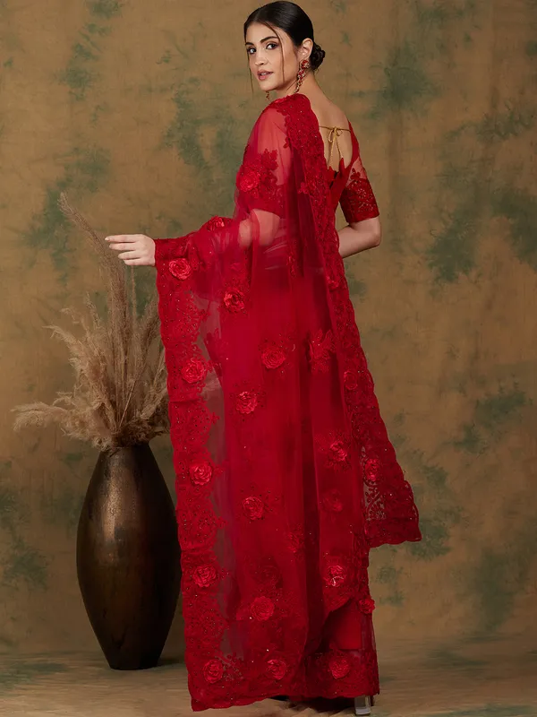 Red_Supernet_Embroidered_Banarasi_Saree_With_Unstitched_Blouse_For_Women
