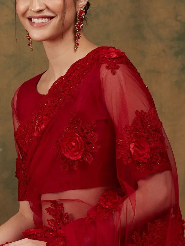 Red_Supernet_Embroidered_Banarasi_Saree_With_Unstitched_Blouse_For_Women