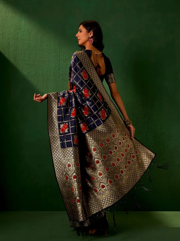 Dark_Blue_Art_Silk_Woven_Banarasi_Saree_With_Unstitched_Blouse_For_Women