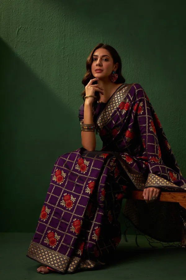 Purple_Art_Silk_Woven_Banarasi_Saree_With_Unstitched_Blouse_For_Women