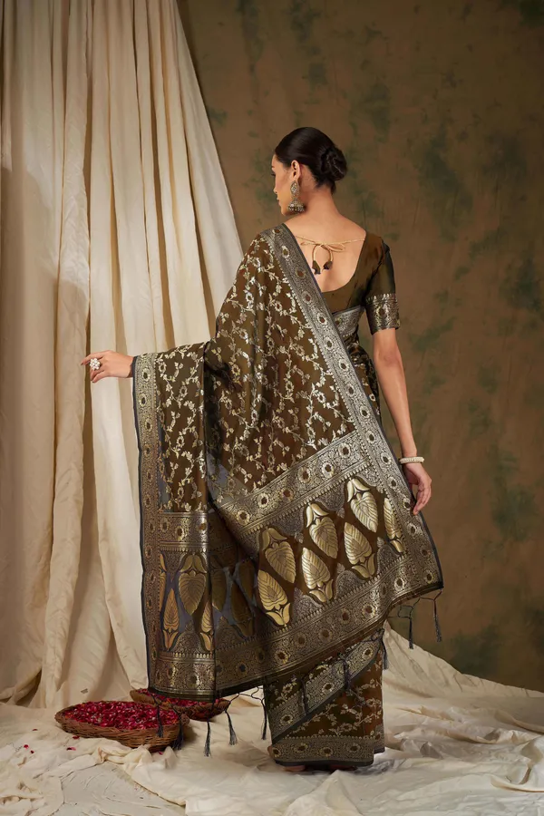 Brown_Art_Silk_Woven_Banarasi_Saree_With_Unstitched_Blouse_For_Women
