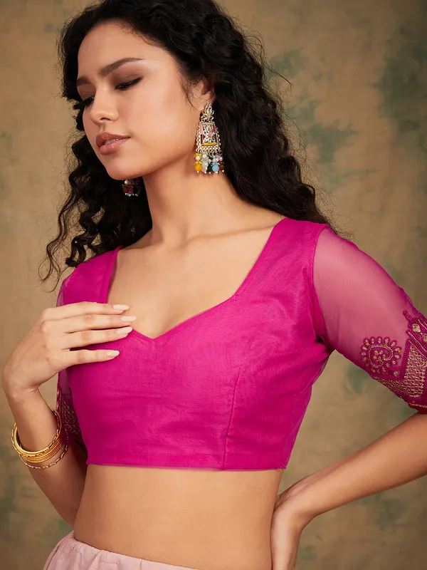 Pink_Supernet_Embroidered_Banarasi_Saree_With_Unstitched_Blouse_For_Women