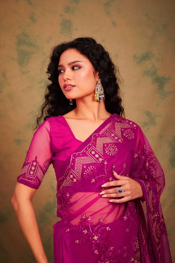 Pink_Supernet_Embroidered_Banarasi_Saree_With_Unstitched_Blouse_For_Women