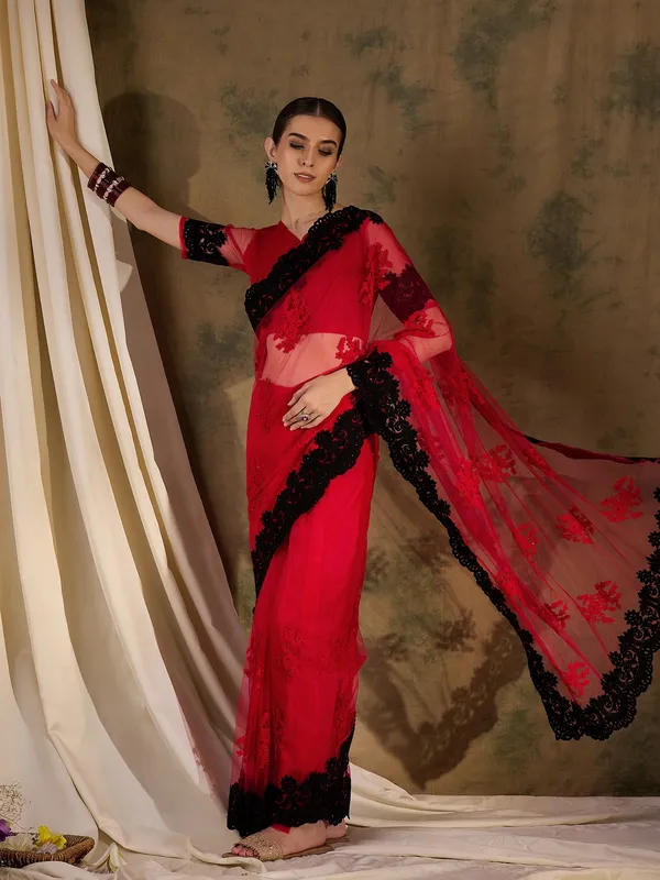 Red_Supernet_Embroidered_Banarasi_Saree_With_Unstitched_Blouse_For_Women