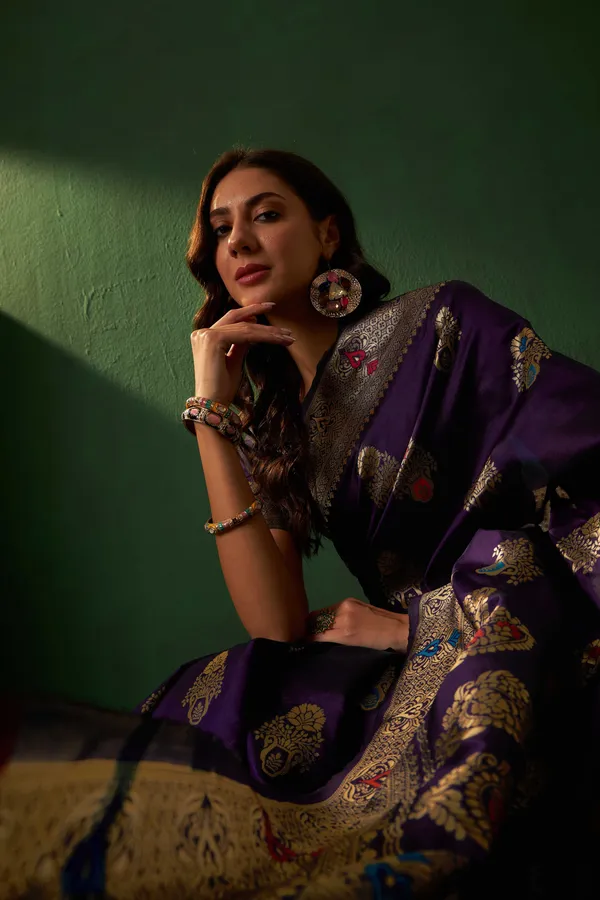Purple_Art_Silk_Woven_Banarasi_Saree_With_Unstitched_Blouse_For_Women