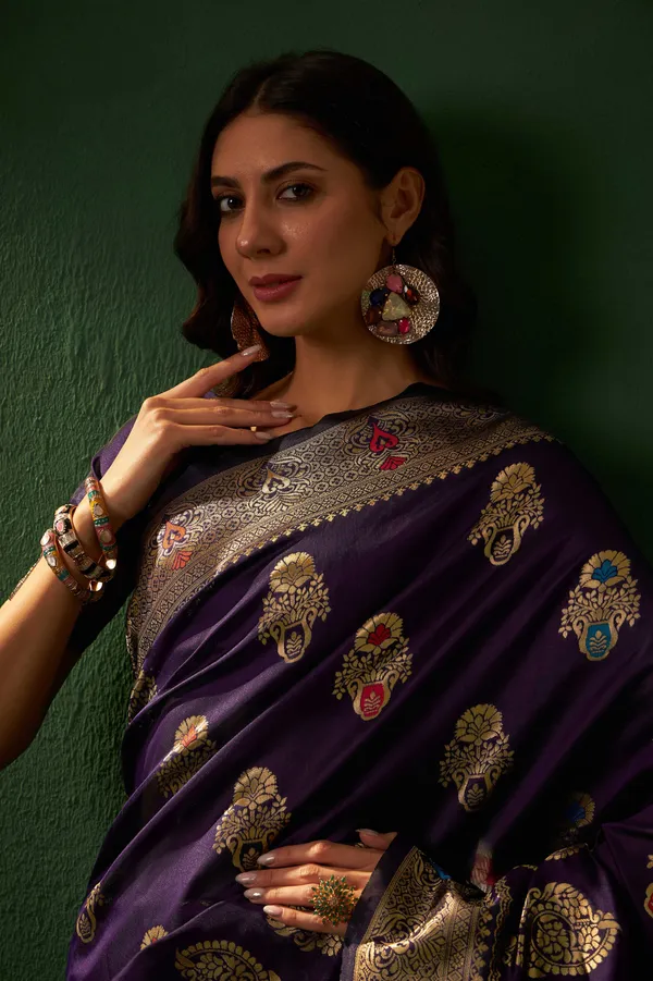 Purple_Art_Silk_Woven_Banarasi_Saree_With_Unstitched_Blouse_For_Women