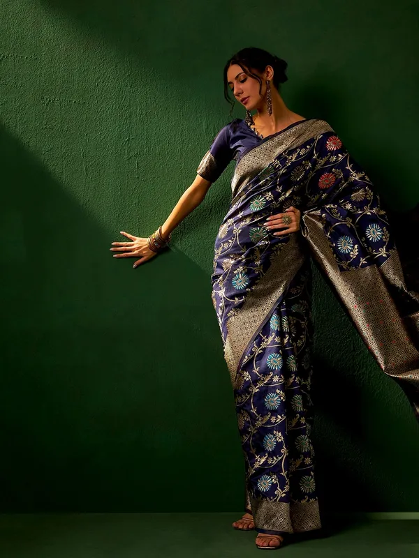 Dark_Blue_Art_Silk_Woven_Banarasi_Saree_With_Unstitched_Blouse_For_Women