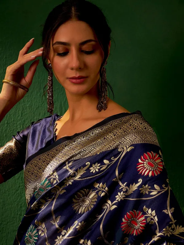Dark_Blue_Art_Silk_Woven_Banarasi_Saree_With_Unstitched_Blouse_For_Women