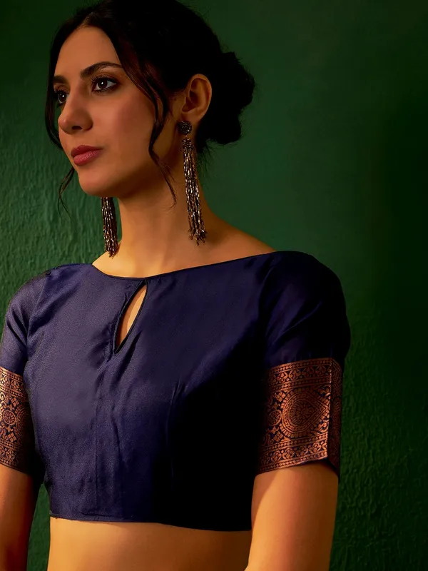 Dark_Blue_Art_Silk_Woven_Banarasi_Saree_With_Unstitched_Blouse_For_Women