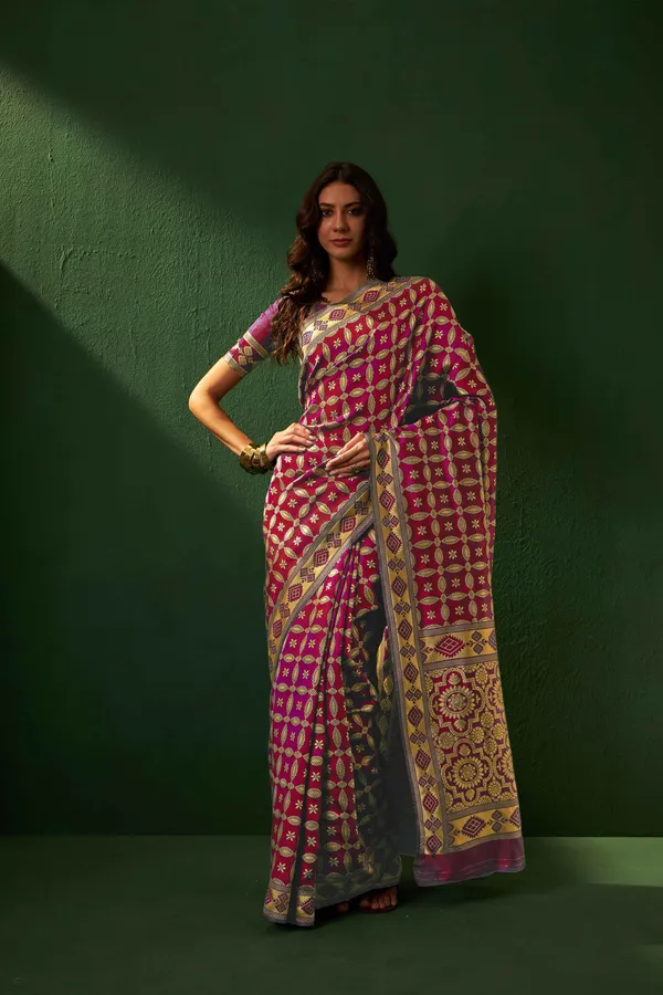 Brown_Art_Silk_Woven_Banarasi_Saree_With_Unstitched_Blouse_For_Women