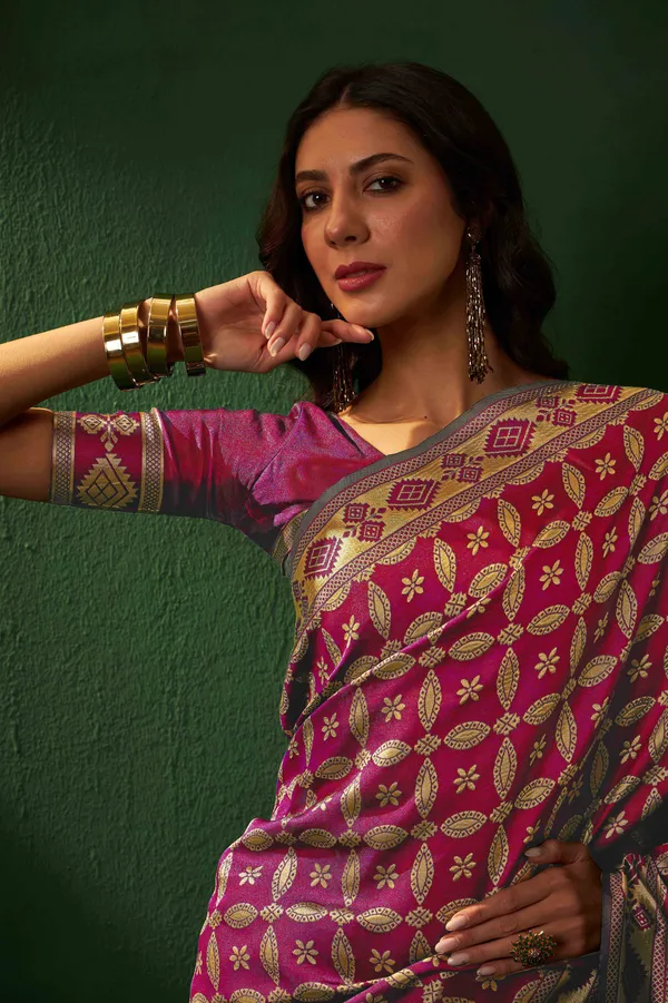 Brown_Art_Silk_Woven_Banarasi_Saree_With_Unstitched_Blouse_For_Women