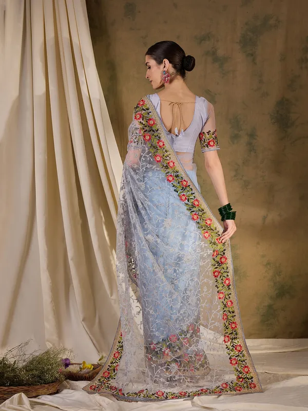 Grey_Supernet_Embroidered_Banarasi_Saree_With_Unstitched_Blouse_For_Women