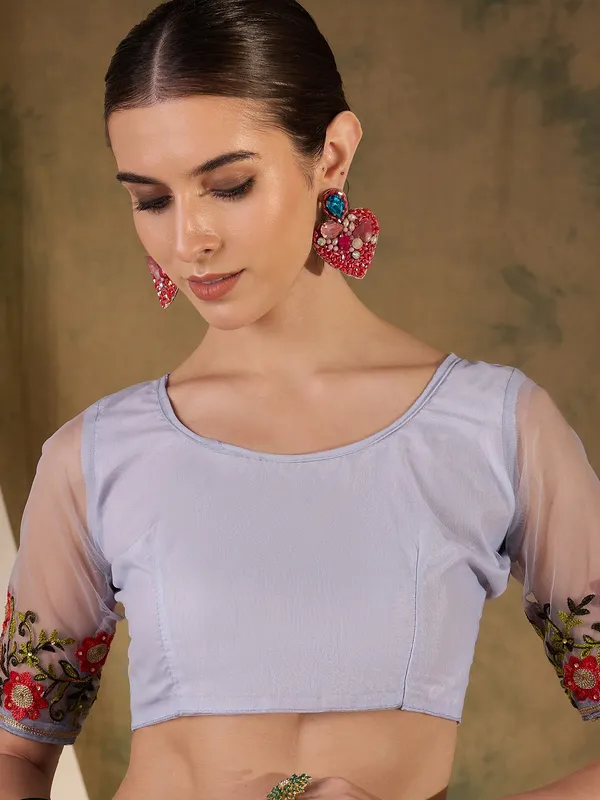 Grey_Supernet_Embroidered_Banarasi_Saree_With_Unstitched_Blouse_For_Women