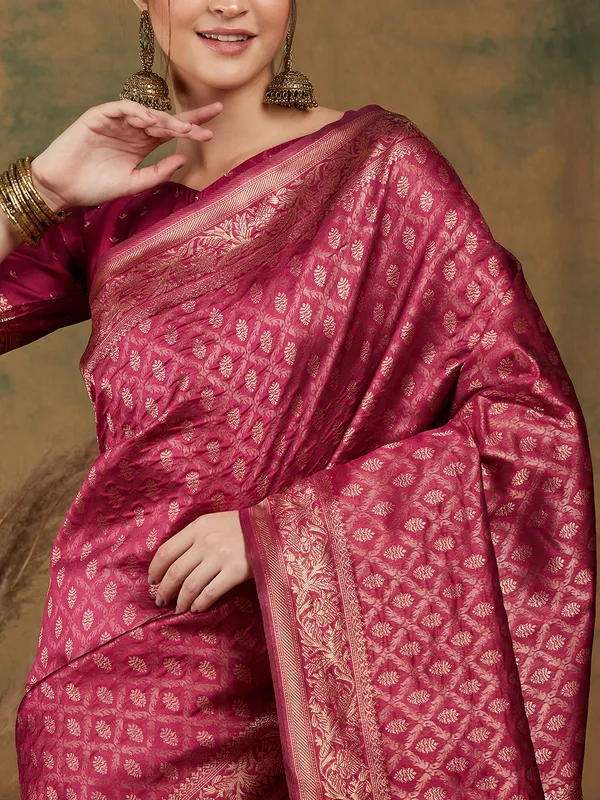Pink_Art_Silk_Woven_Banarasi_Saree_With_Unstitched_Blouse_For_Women