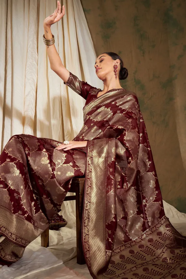 Maroon_Art_Silk_Woven_Banarasi_Saree_With_Unstitched_Blouse_For_Women
