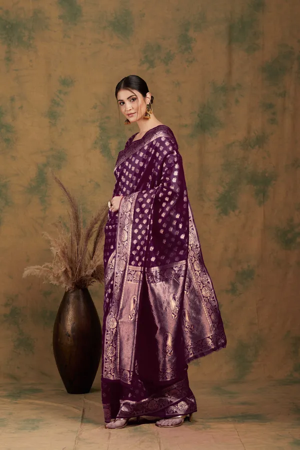 Purple_Silk_Blend_Woven_Banarasi_Saree_With_Unstitched_Blouse_For_Women