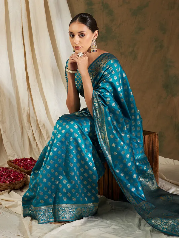 Blue_Silk_Blend_Woven_Banarasi_Saree_With_Unstitched_Blouse_For_Women