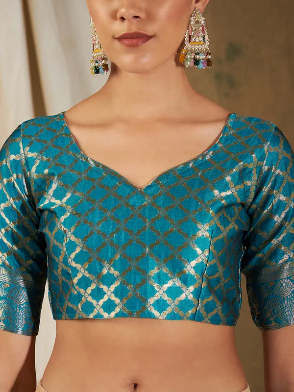 Blue_Silk_Blend_Woven_Banarasi_Saree_With_Unstitched_Blouse_For_Women
