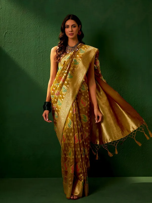 Brown_Organza_Woven_Banarasi_Saree_With_Unstitched_Blouse_For_Women