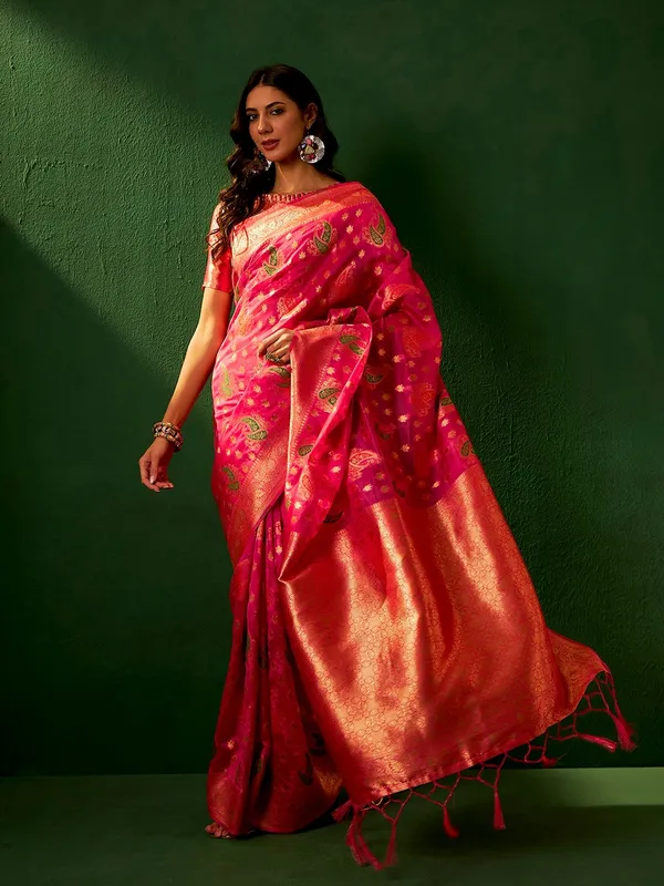 Pink_Organza_Woven_Banarasi_Saree_With_Unstitched_Blouse_For_Women