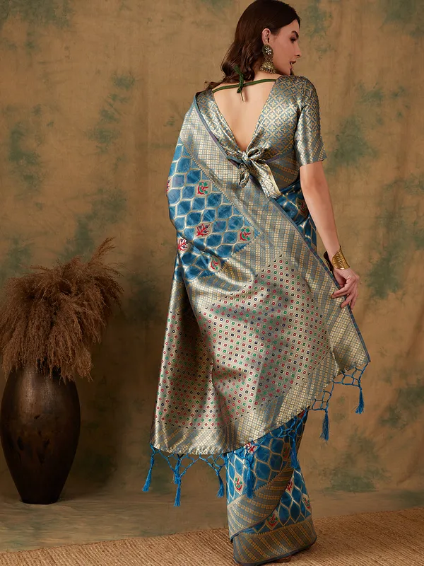 Blue_Organza_Woven_Banarasi_Saree_With_Unstitched_Blouse_For_Women