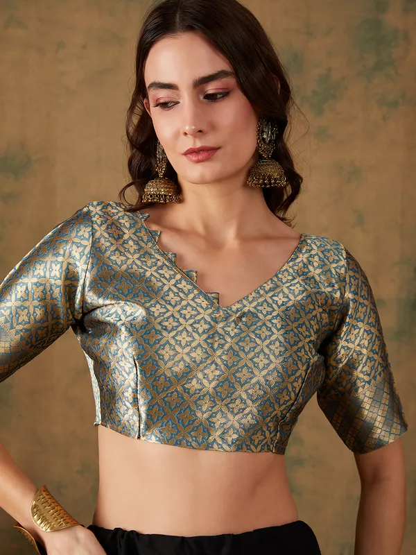 Blue_Organza_Woven_Banarasi_Saree_With_Unstitched_Blouse_For_Women