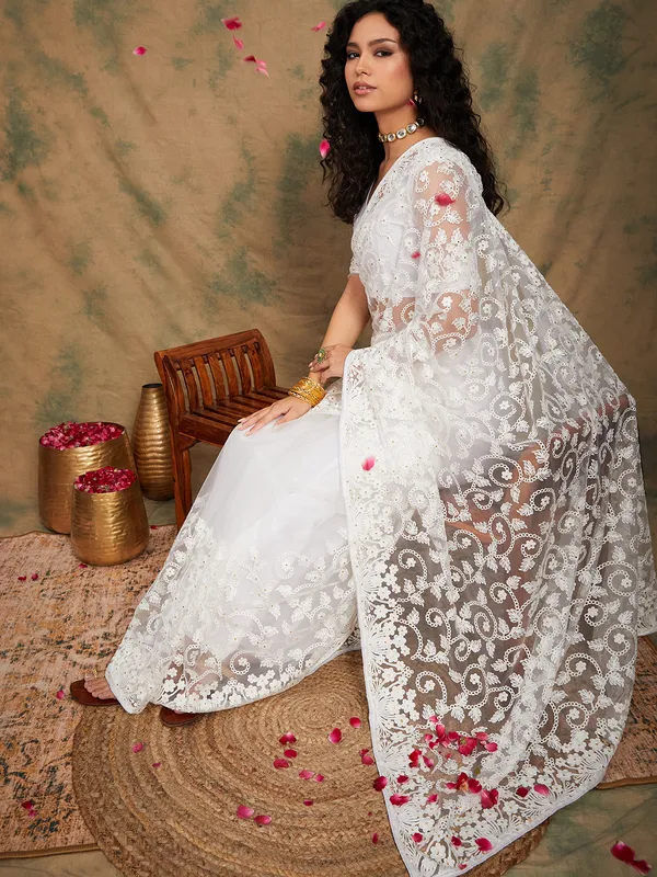 White_Supernet_Embroidered_Banarasi_Saree_With_Unstitched_Blouse_For_Women