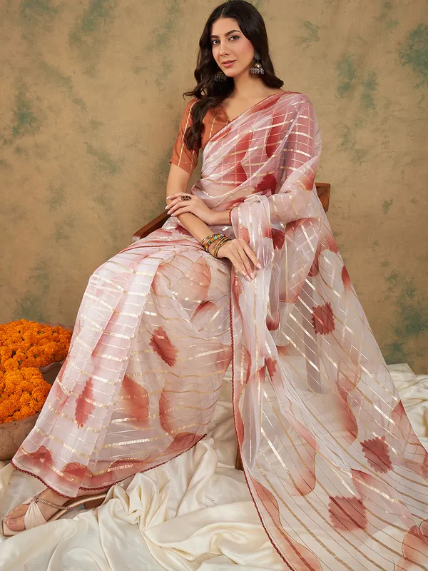 Brown_Organza_Woven_Banarasi_Saree_With_Unstitched_Blouse_For_Women