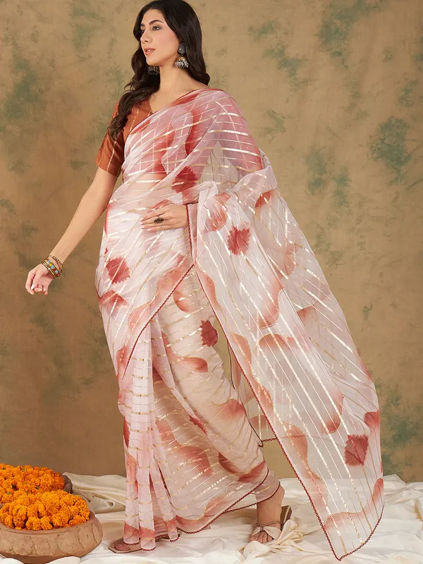 Brown_Organza_Woven_Banarasi_Saree_With_Unstitched_Blouse_For_Women