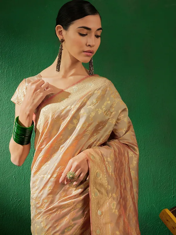 Beige_Art_Silk_Woven_Banarasi_Saree_With_Unstitched_Blouse_For_Women