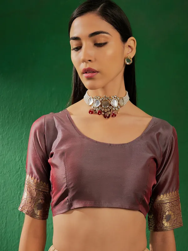 Grey_Art_Silk_Woven_Banarasi_Saree_With_Unstitched_Blouse_For_Women