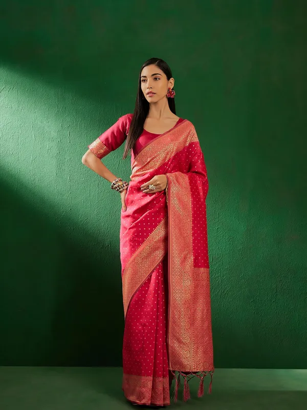 Pink_Art_Silk_Woven_Banarasi_Saree_With_Unstitched_Blouse_For_Women