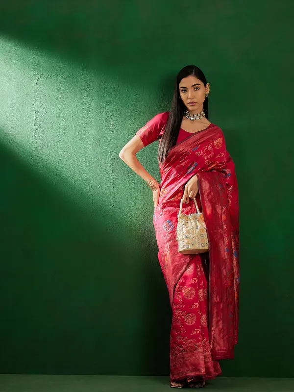 Pink_Art_Silk_Woven_Banarasi_Saree_With_Unstitched_Blouse_For_Women