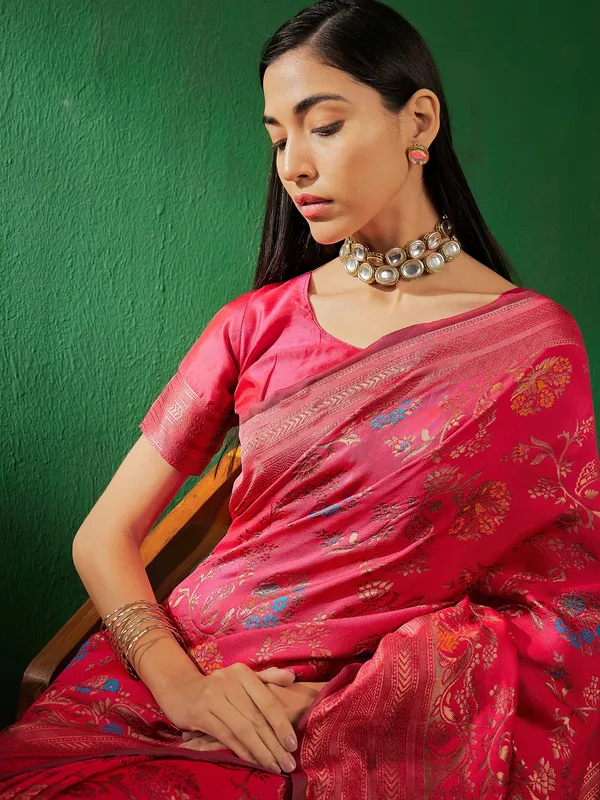 Pink_Art_Silk_Woven_Banarasi_Saree_With_Unstitched_Blouse_For_Women