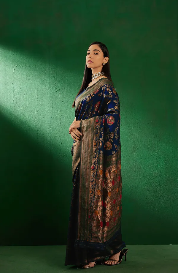 Dark_Blue_Art_Silk_Woven_Banarasi_Saree_With_Unstitched_Blouse_For_Women
