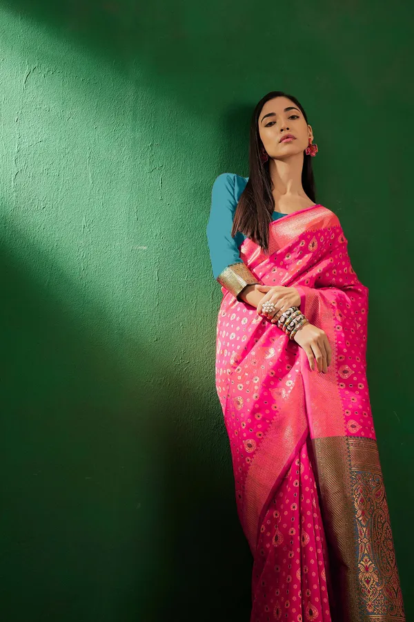 Pink_Art_Silk_Woven_Banarasi_Saree_With_Unstitched_Blouse_For_Women
