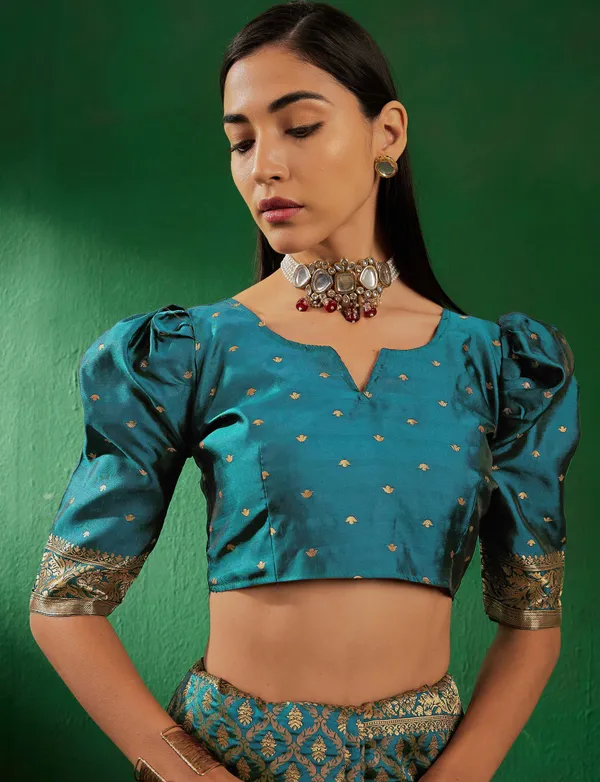 Blue_Art_Silk_Woven_Banarasi_Saree_With_Unstitched_Blouse_For_Women