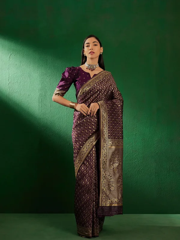 Purple_Art_Silk_Woven_Banarasi_Saree_With_Unstitched_Blouse_For_Women