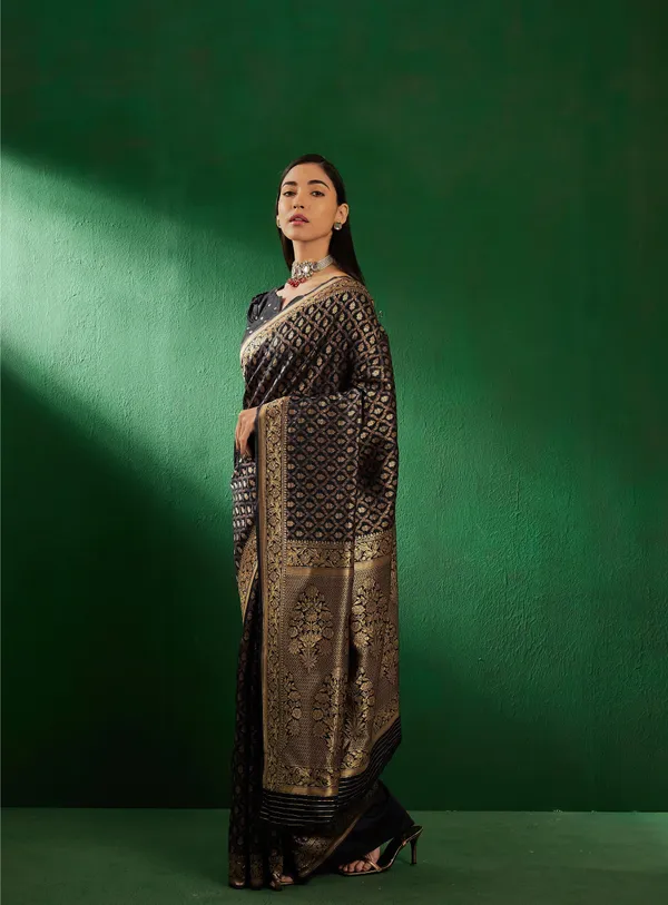 Black_Art_Silk_Woven_Banarasi_Saree_With_Unstitched_Blouse_For_Women