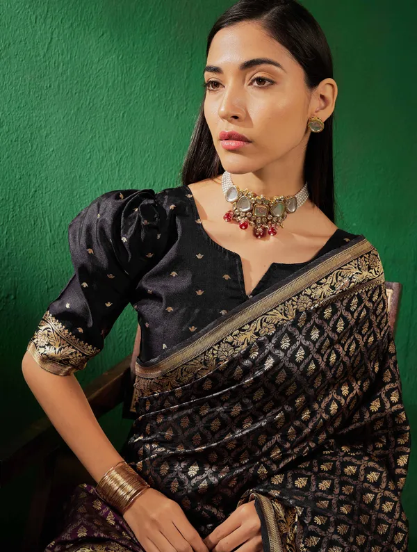 Black_Art_Silk_Woven_Banarasi_Saree_With_Unstitched_Blouse_For_Women