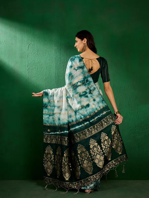 Green_Cotton_Blend_Woven_Banarasi_Saree_With_Unstitched_Blouse_For_Women