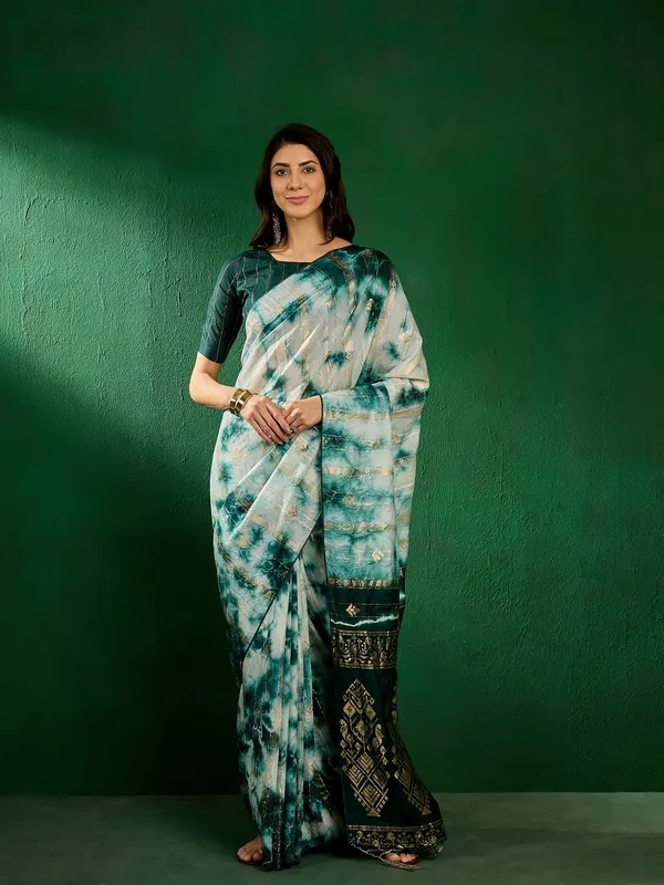 Green_Cotton_Blend_Woven_Banarasi_Saree_With_Unstitched_Blouse_For_Women