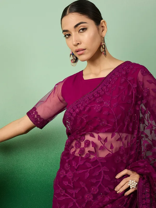 Purple_Supernet_Embroidered_Banarasi_Saree_With_Unstitched_Blouse_For_Women