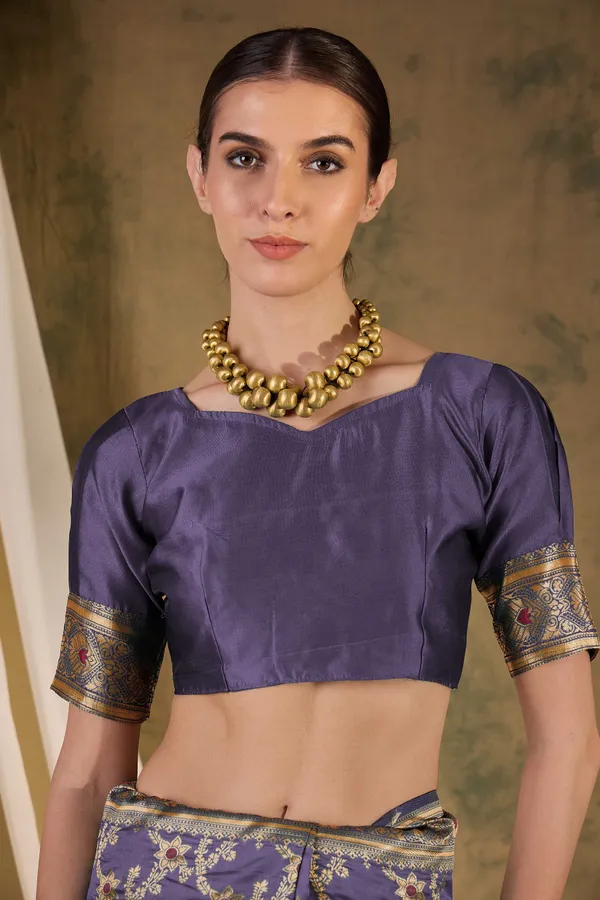 Purple_&_Gold_Art_Silk_Woven_Banarasi_Saree_With_Unstitched_Blouse_For_Women