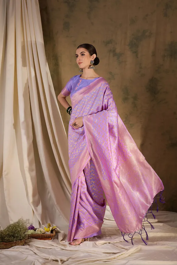 Purple_Art_Silk_Woven_Banarasi_Saree_With_Unstitched_Blouse_For_Women