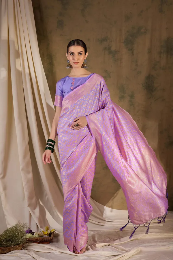 Purple_Art_Silk_Woven_Banarasi_Saree_With_Unstitched_Blouse_For_Women