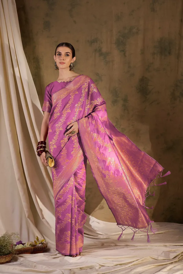 Pink_Art_Silk_Woven_Banarasi_Saree_With_Unstitched_Blouse_For_Women