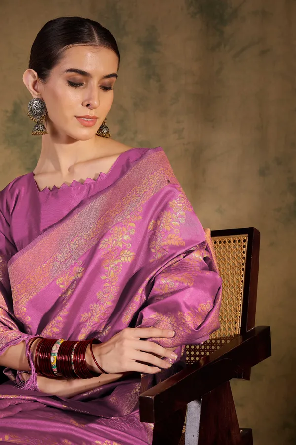 Pink_Art_Silk_Woven_Banarasi_Saree_With_Unstitched_Blouse_For_Women